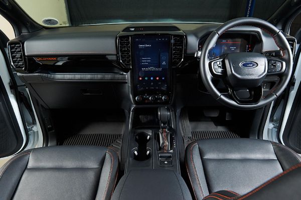 2022-Nissan-Navara-25-DDTi-LE-Plus-Auto-Double-Cab image:5