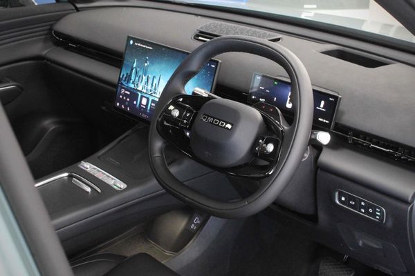 2026-Omoda-C7-15T-SHS-DHT-Phev image:11