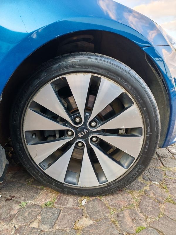 2013-Kia-Optima-24 image:4