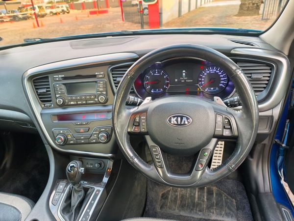2013-Kia-Optima-24 image:6