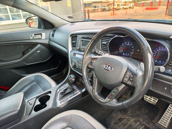 2013-Kia-Optima-24 image:7