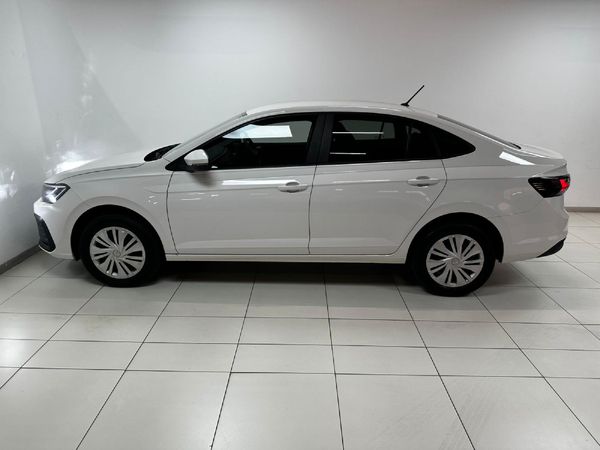 2024-Volkswagen-Polo-16-Classic-Auto image:2