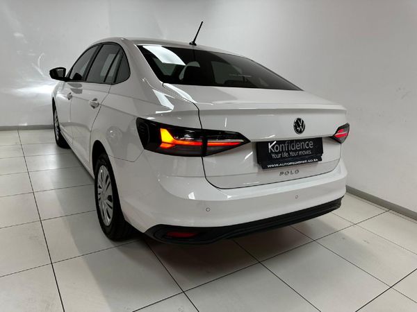 2024-Volkswagen-Polo-16-Classic-Auto image:3