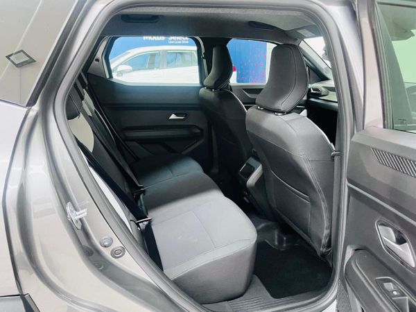 2026-Renault-Duster-13T-Intens-EDC image:14