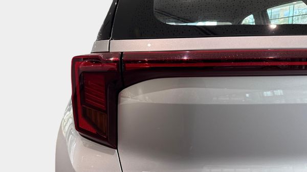 2025-Kia-Sonet-15-EX-Auto image:15