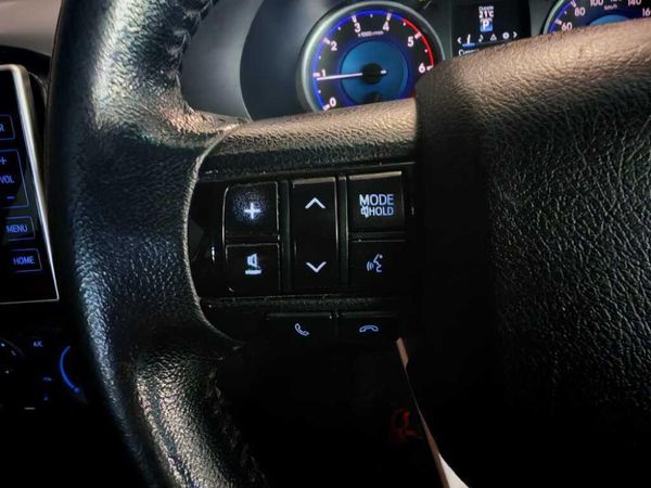 2018-Toyota-Hilux-28-GD-6-Raised-Body-Raider-Extra-Cab-Auto image:12