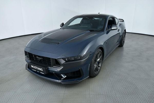 2026-Ford-Mustang-Dark-Horse-Fastback image:2