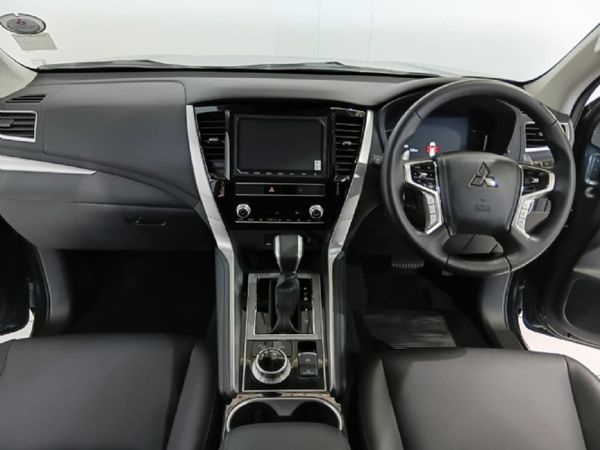 2026-Mitsubishi-Pajero-Sport-24D-4x4-Auto image:10