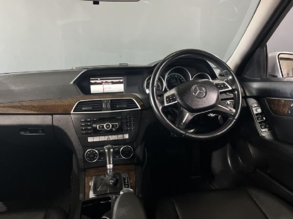 2013-Mercedes-Benz-C-Class-C-200-BE-Classic-Auto image:10