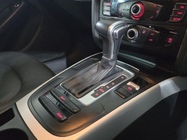 2016-Audi-A4-Allroad-20-TDI-quattro-Auto image:9