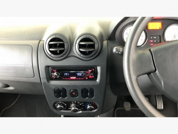2021-Nissan-NP200-16-AC-Safety-Pack image:12