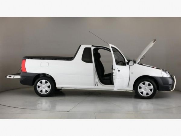2021-Nissan-NP200-16-AC-Safety-Pack image:20