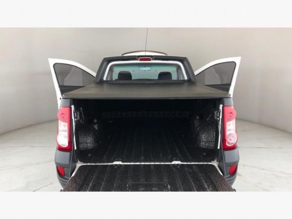 2021-Nissan-NP200-16-AC-Safety-Pack image:21
