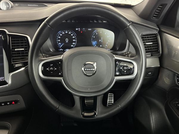2023-Volvo-XC90-B5-R-Design-AWD image:11