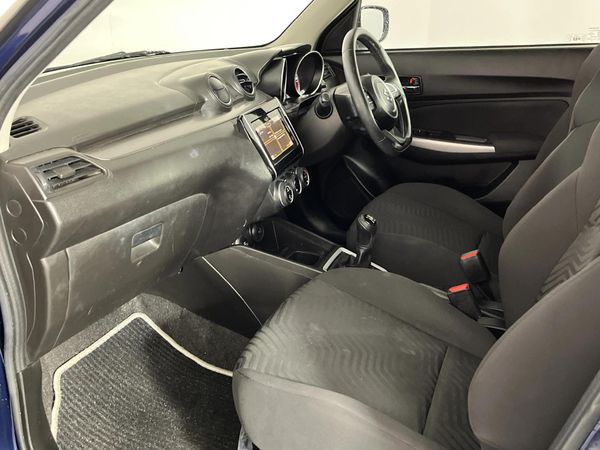 2023-Suzuki-Swift-12-GLX image:8
