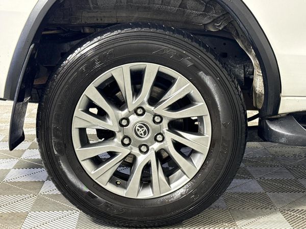 2020-Toyota-Fortuner-28-GD-6-4x4-VX-Auto image:6