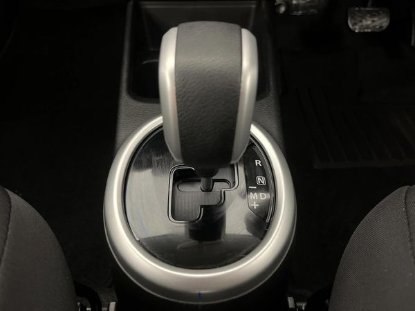 2025-Toyota-Vitz-10-XR-AMT image:10