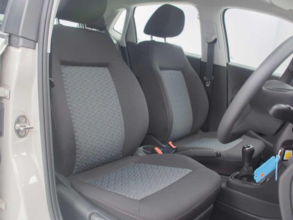 2026-Volkswagen-Polo-Vivo-14-Life image:22
