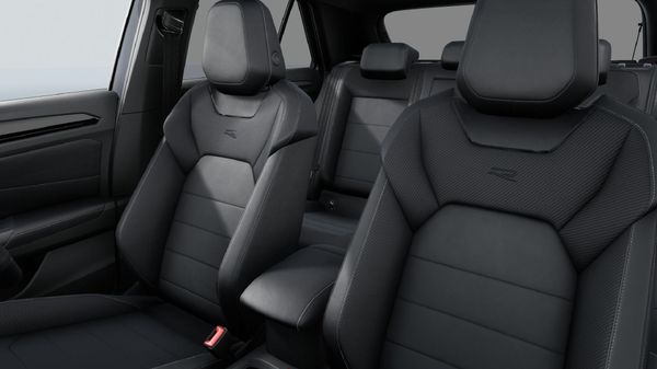 2026-Volkswagen-T-Roc-20-TSI-4M-R-Line-Auto image:9