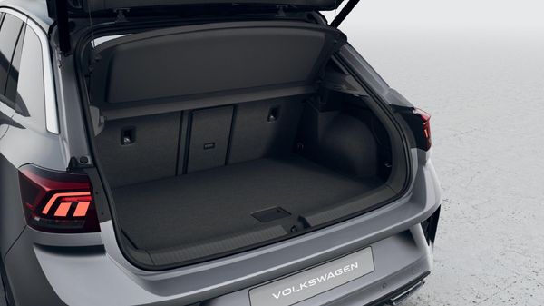 2026-Volkswagen-T-Roc-20-TSI-4M-R-Line-Auto image:4