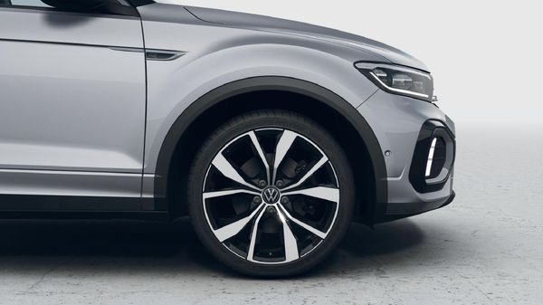 2026-Volkswagen-T-Roc-20-TSI-4M-R-Line-Auto image:7