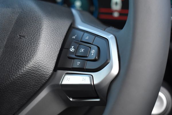 2026-Volkswagen-Amarok-30-TDI-V6-184kW-4Motion-Aventura-Auto-Double-Cab image:26