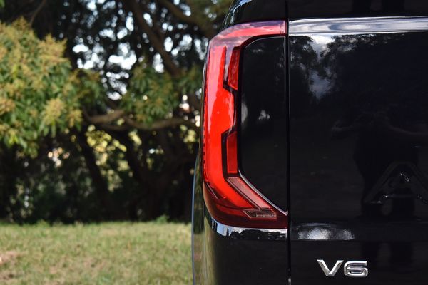 2026-Volkswagen-Amarok-30-TDI-V6-184kW-4Motion-Aventura-Auto-Double-Cab image:8