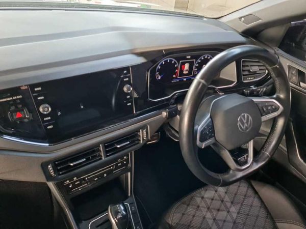 2022-Volkswagen-Taigo-10-TSI-R-Line-Auto image:12