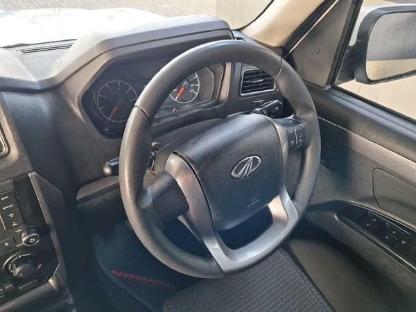 2024-Mahindra-Pik-Up-22-mHawk-S6-4x4-Double-Cab image:12
