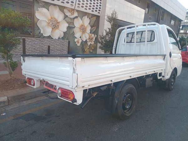 2009-Hyundai-H100-Bakkie-26i-D image:5