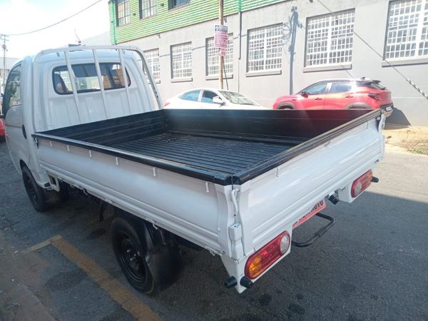 2009-Hyundai-H100-Bakkie-26i-D image:6