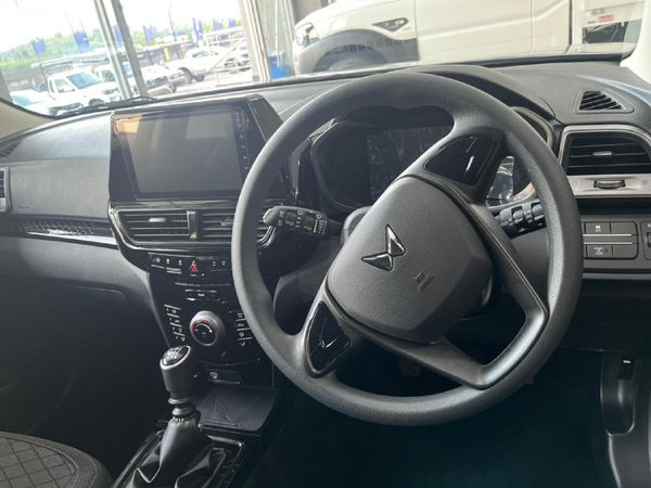 2026-Mahindra-XUV-3XO-12T-MX2 image:1