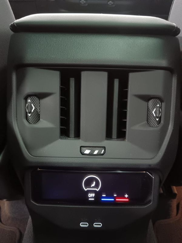 2025-BMW-X3-sDrive-20i-Pure-Design image:12