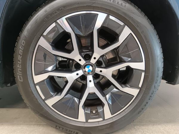 2025-BMW-X3-sDrive-20i-Pure-Design image:8