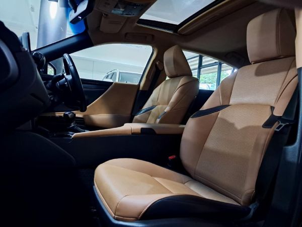 2023-Lexus-ES-250-EX image:6