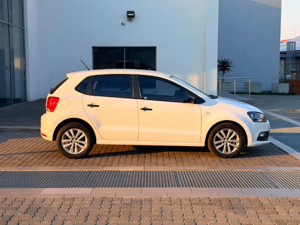 2020-Volkswagen-Polo-Vivo-14-Trendline-5-dr image:9