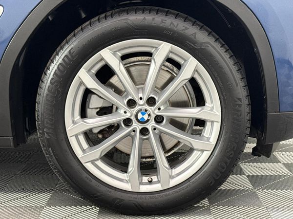 2019-BMW-X3-xDrive20d image:5