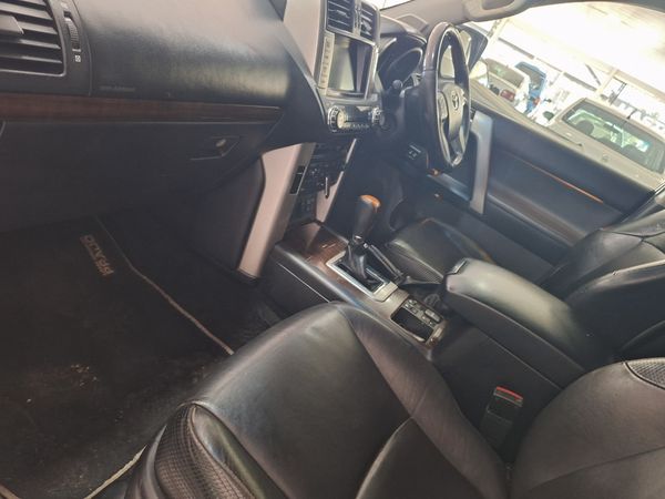 2012-Toyota-Land-Cruiser-Prado-30-TDI-VX-Auto image:8