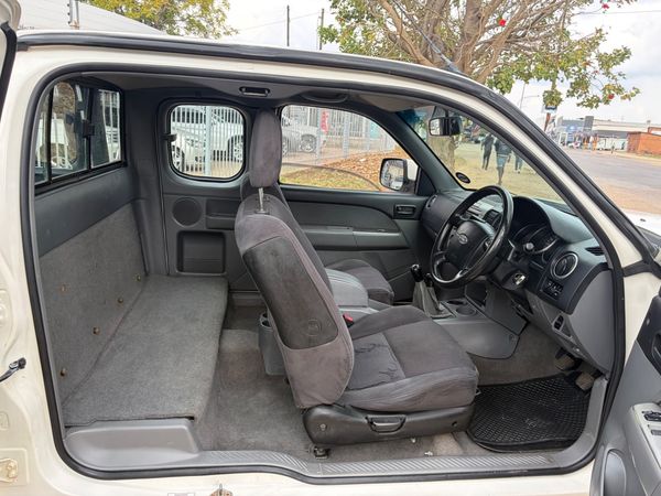 2007-Ford-Ranger-30-TDCi-XLT-4x4-SuperCab image:6