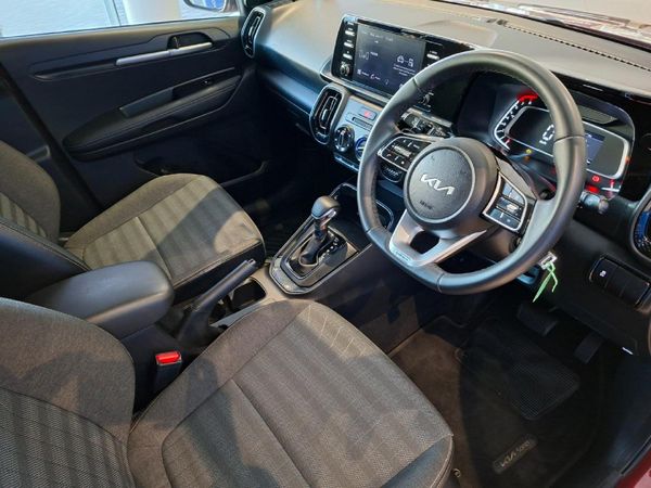 2022-Kia-Sonet-15-EX-CVT image:2