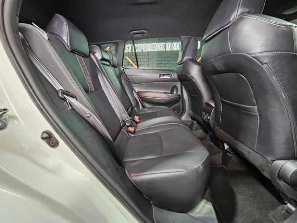 2025-Toyota-Corolla-Cross-18-XS image:21
