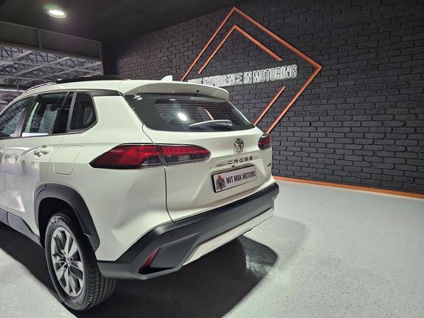 2025-Toyota-Corolla-Cross-18-XS image:28