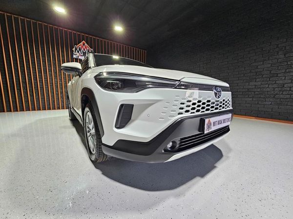 2025-Toyota-Corolla-Cross-18-XS image:5