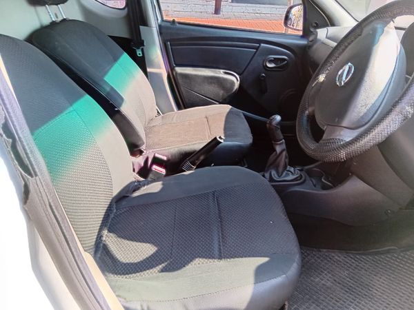 2017-Nissan-NP200-15-dCi-SE image:7