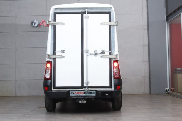 2022-Nissan-NP200-16-AC-Safety-Pack image:15