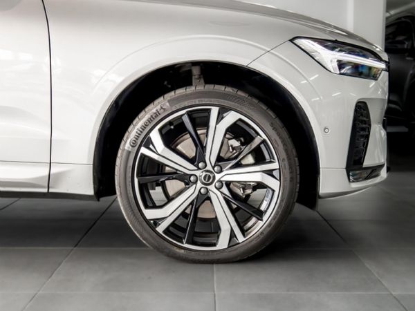 2024-Volvo-XC60-B6-Ultimate-Dark-Geartronic-AWD image:9