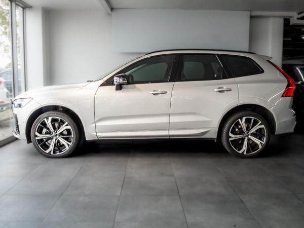 2024-Volvo-XC60-B6-Ultimate-Dark-Geartronic-AWD image:2