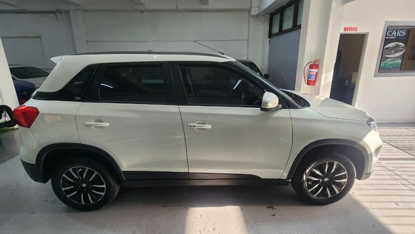 2022-Suzuki-Vitara-Brezza-15-GL-Petrol-Manual image:3