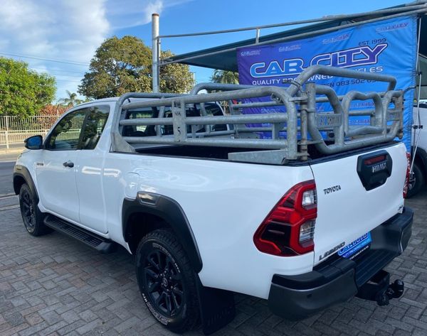 2024-Toyota-Hilux-28-GD-6-Raised-Body-Legend-4x4-Auto-Extended-Cab image:1