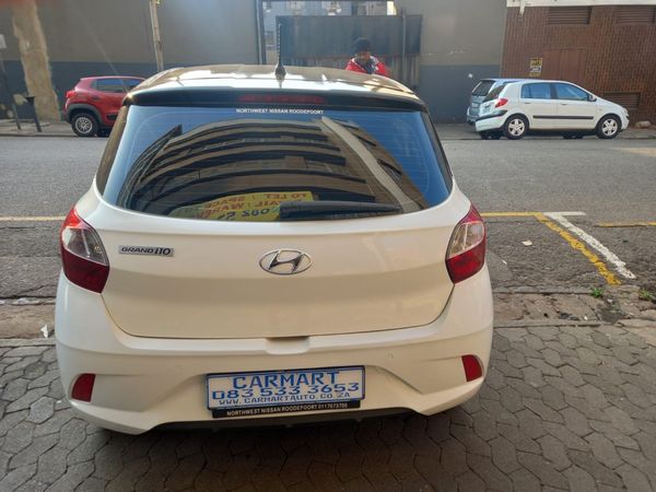 2024-Hyundai-Grand-i10-12-Fluid image:5